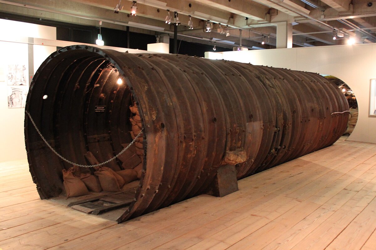 La sezione conservata di sette metri del tunnel delle spie esposta al Museo degli Alleati a Berlino-Dahlem