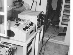 Uno dei registratori che intercettavano l'esercito sovietico, di circa 50.000 bobine consumate