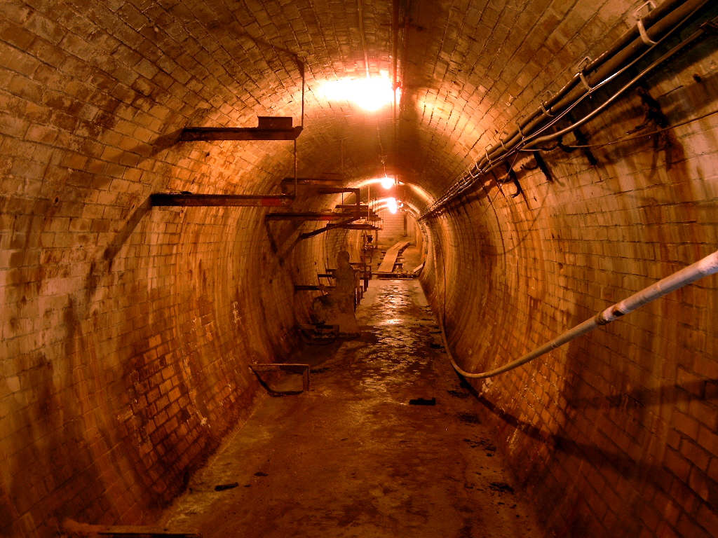 Unterirdischer Tunnel unter Berlin