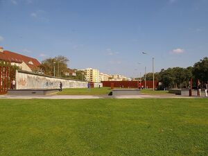 Gedenkstätte Berliner Mauer von der Westseite aus gesehen, Bernauer Straße