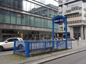 U-Bahnhof Französische Straße (U6): dauerhaft geschlossen