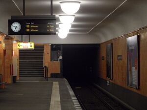 U-Bahnhof Rosenthaler Platz, Linie U8