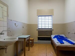 Zelle im ehemaligen Stasi-Gefängnis Hohenschönhausen