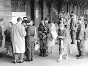 DDR-Checkpoint an der Oberbaumbrücke, 1961