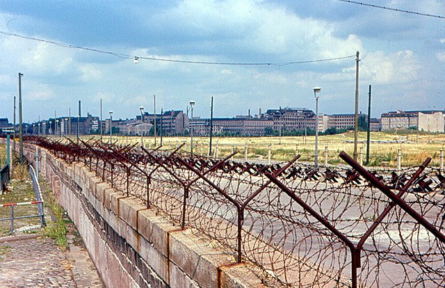 View along the Berlin Wall, near Potsdamer Platz, 1963
