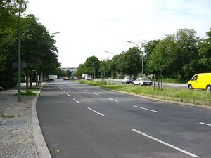 Sonnenallee, Berlin, nahe dem südöstlichen Ende der Straße am Standort des ehemaligen Grenzübergangs
