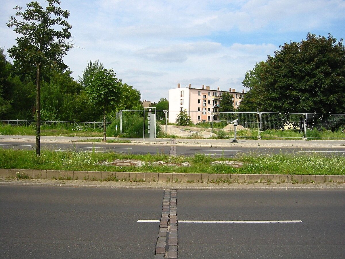 Sonnenallee border marked by cobblestones