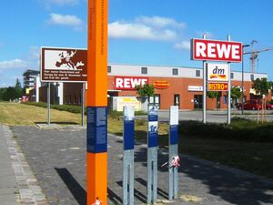 Informationstafel zur Berliner Mauer am ehemaligen Grenzübergang Heerstraße, Berlin-Staaken