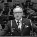 Erich Mielke spricht als 1. Vorsitzender der Sportvereinigung Dynamo, 1983