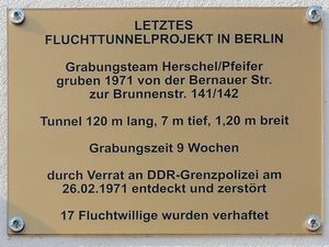 Gedenktafel Tunnel 37, Brunnenstraße 141, Berlin-Mitte