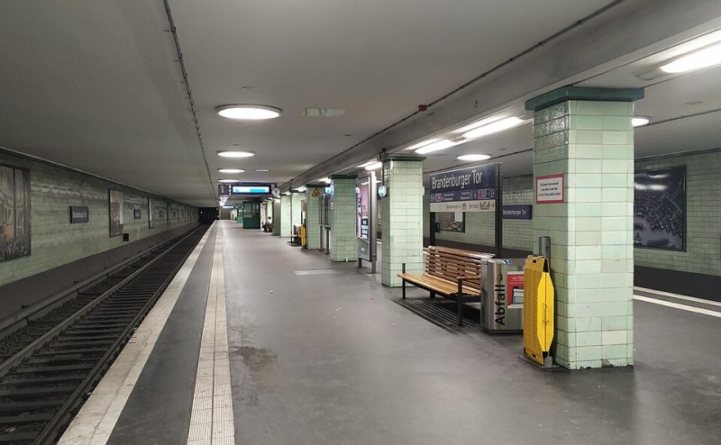 S-Bahnhof Brandenburger Tor