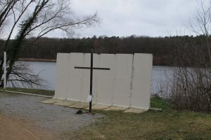 Griebnitzsee Wall Remains