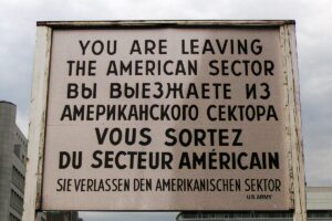Half-Day Walk: Checkpoint Charlie to East Side Gallery