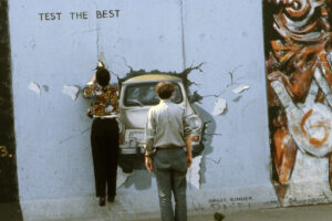 East Side Gallery: Berlin Wall Murals & Visitor Guide