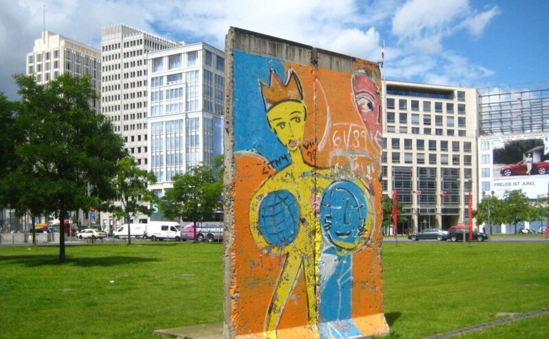 Bemalte Mauersegmente am Leipziger Platz
